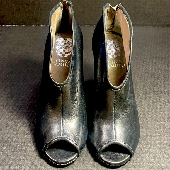 Gorgeous Vince Camuto Butter soft Black Nappa open toe bootie size 5.5M LIKE NEW - Picture 3 of 11